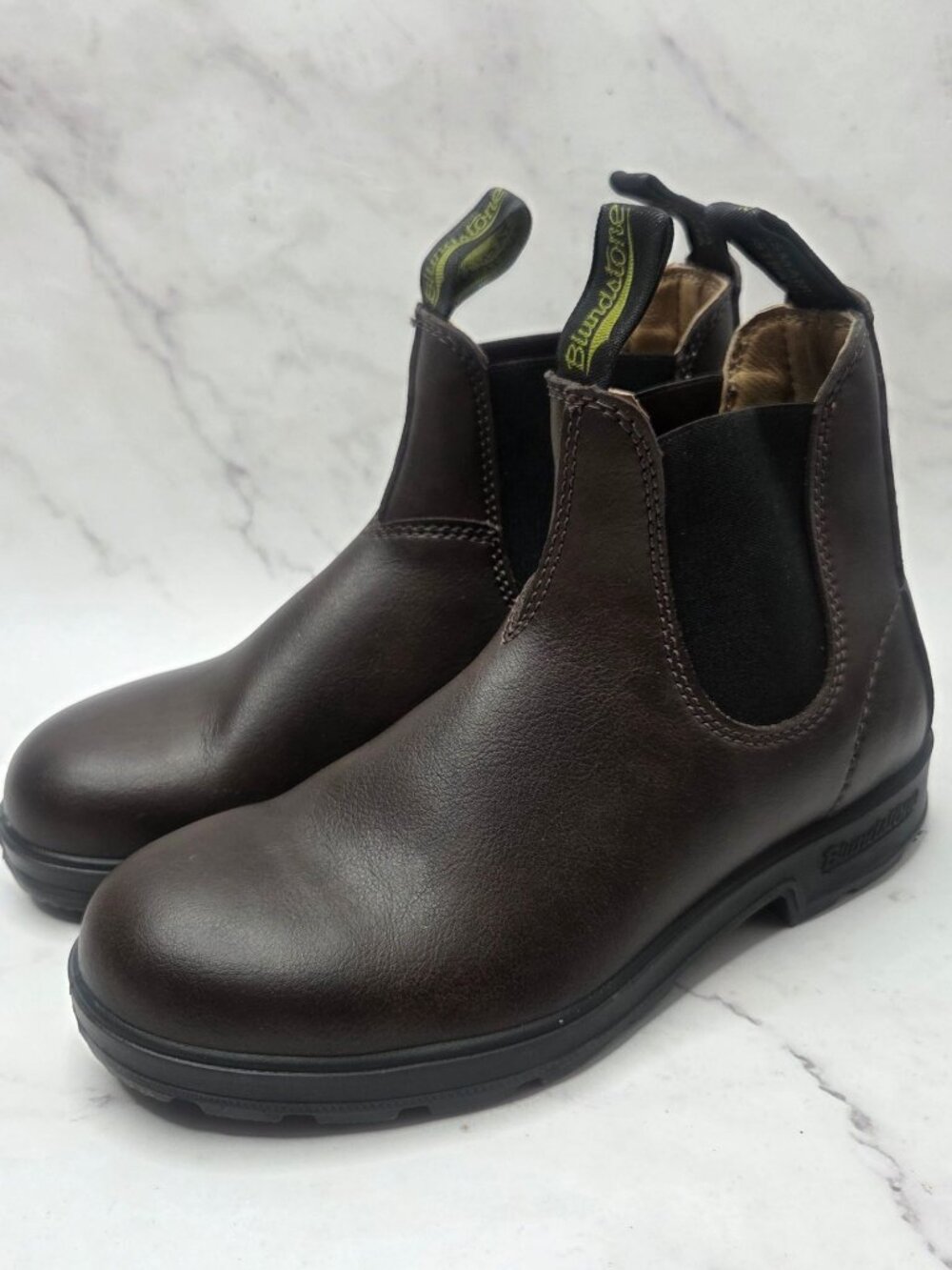 Blundstone Vegan Leather Brown Chelsea Boots Booties AU 5.5 (US W8.5/M6.5)